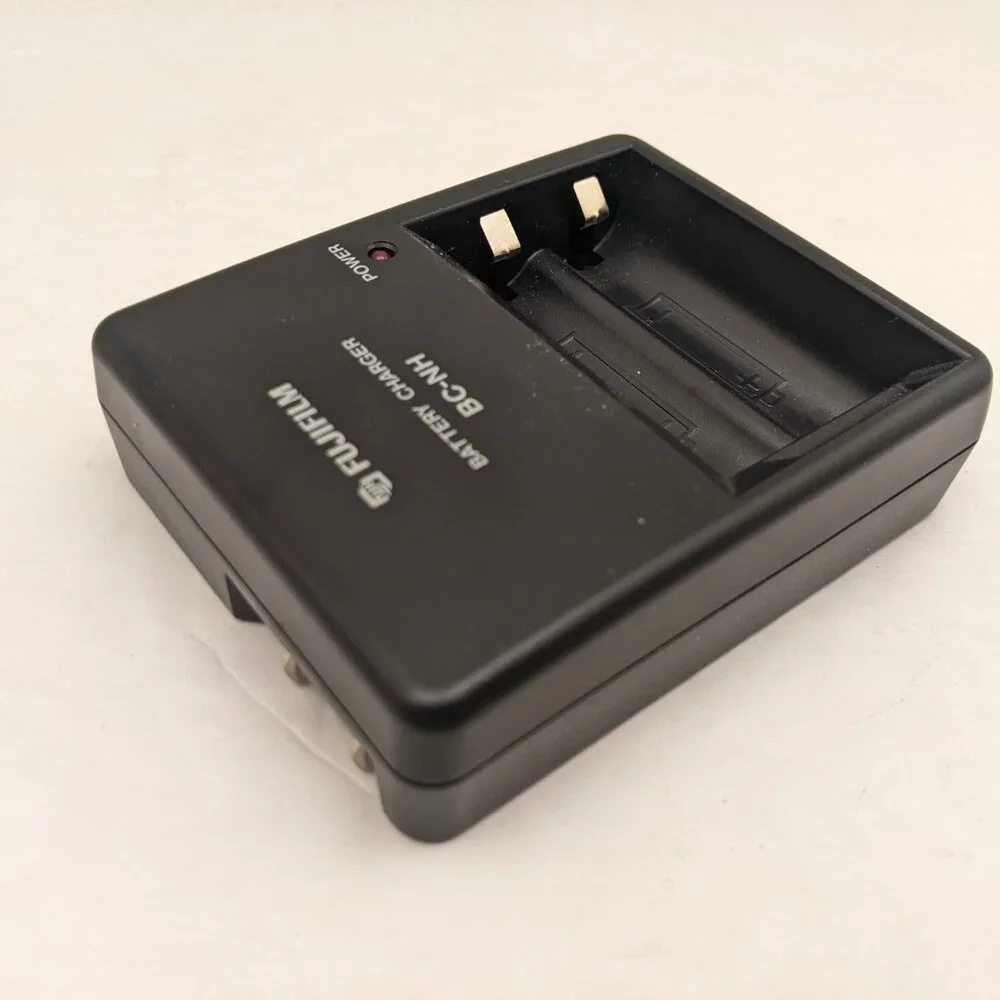 FUJIFILM Battery Charger [ ONLY ] | BC-NH | USED